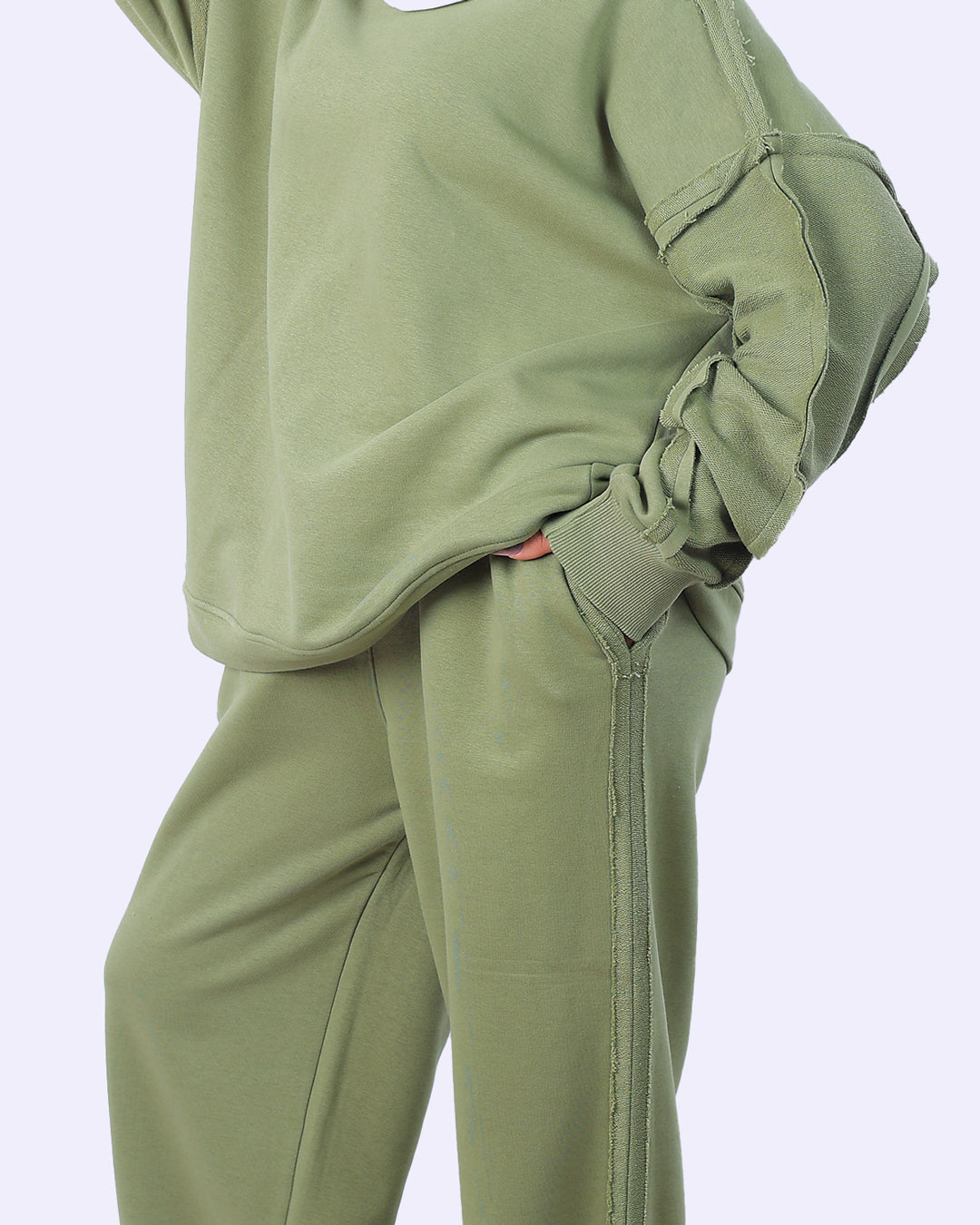 طقم ميلتون خياطة بارزة